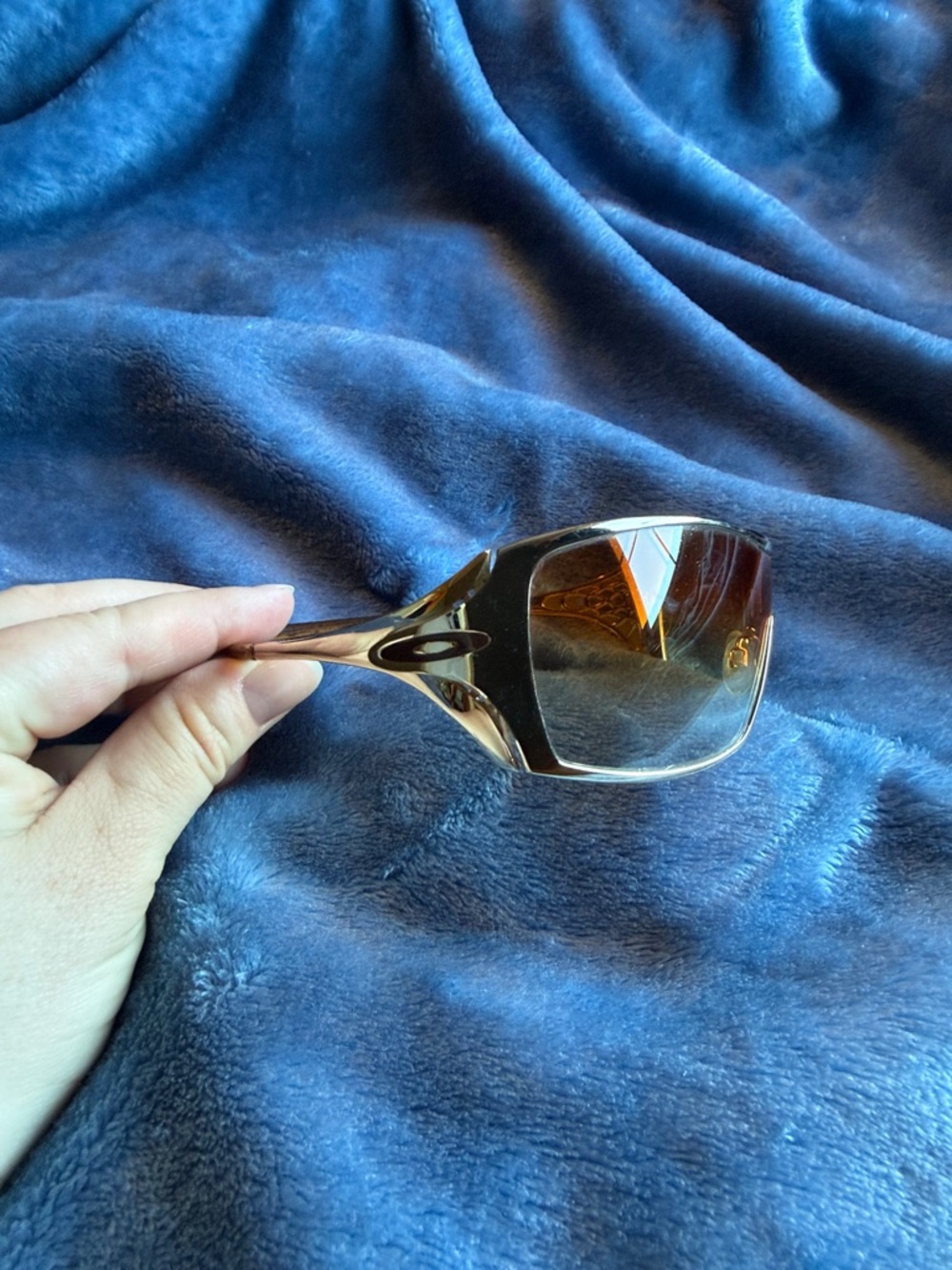 Oakley Dart Women's Bronze/Gold Frame Sunglasses with Amber Gradient Lenses